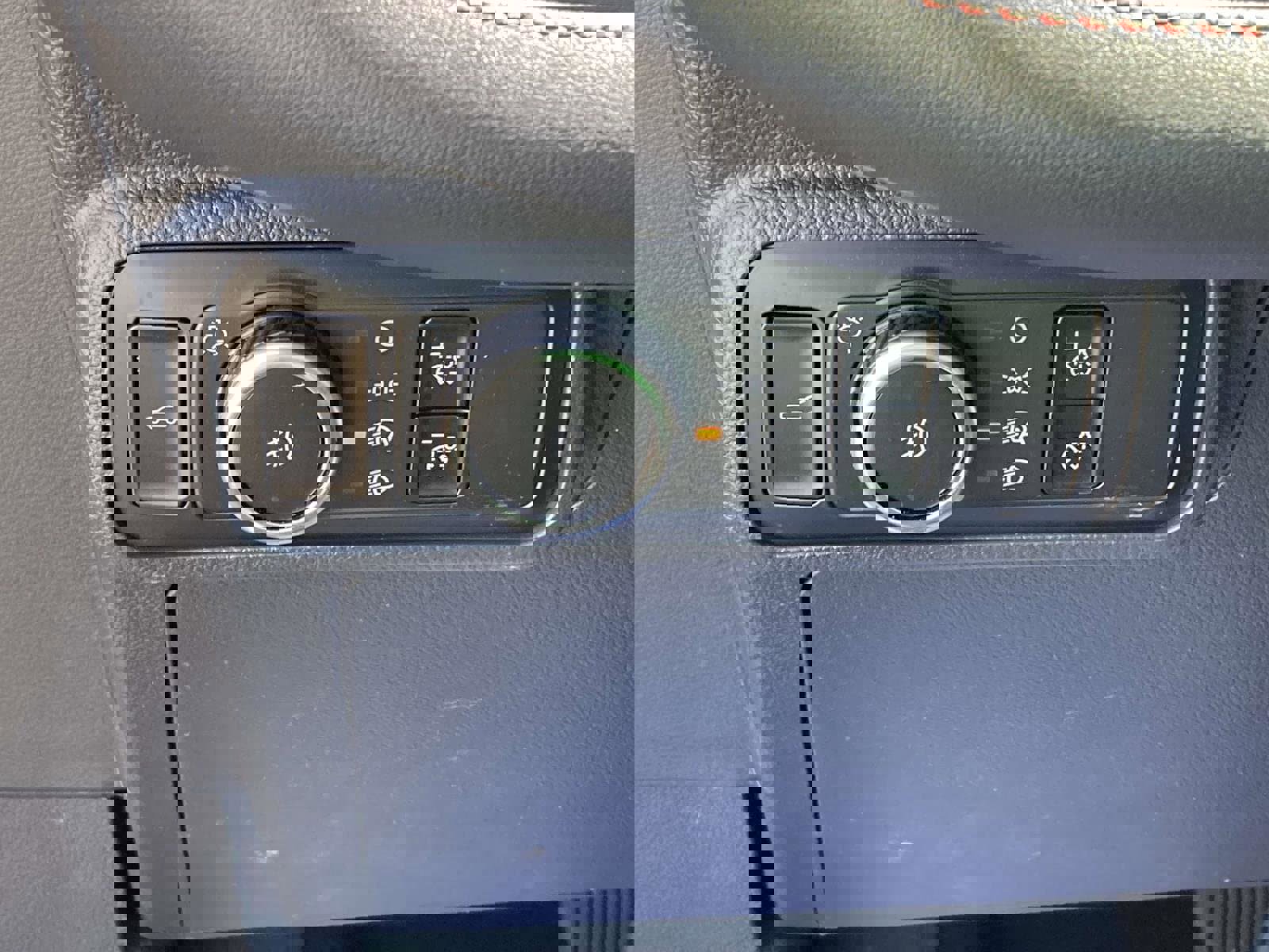 Used 2025 Ford Explorer ST-Line w/ Premium Package image 32