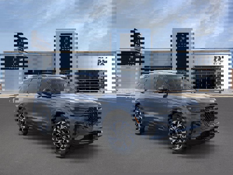 New 2025 Lincoln Nautilus Premier w/ Equipment Group 102A image 7