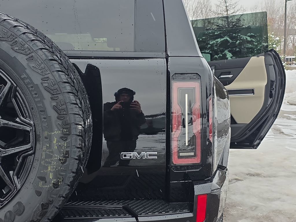 New 2026 GMC Hummer EV SUV image 36