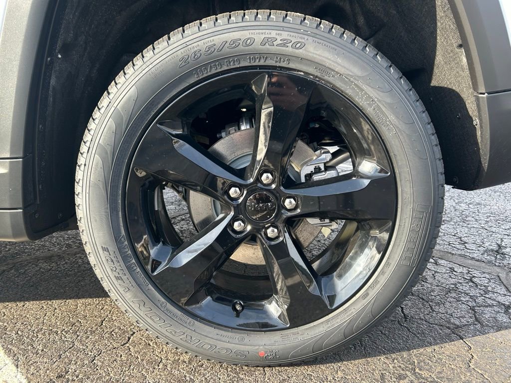 New 2025 Jeep Grand Cherokee Limited image 28