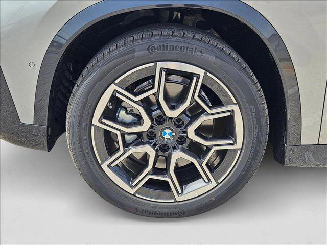 Used 2025 BMW X1 xDrive28i w/ Premium Package image 10