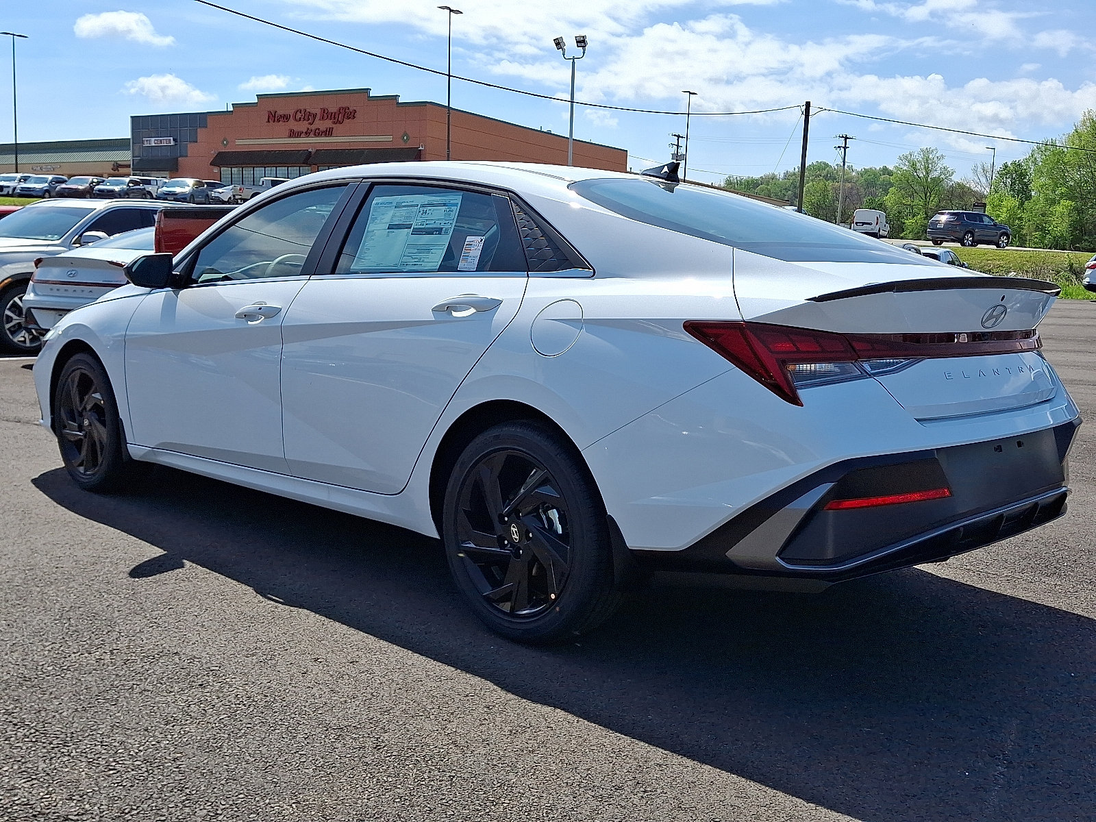 New 2026 Hyundai Elantra SEL Sport Premium FWD image 3