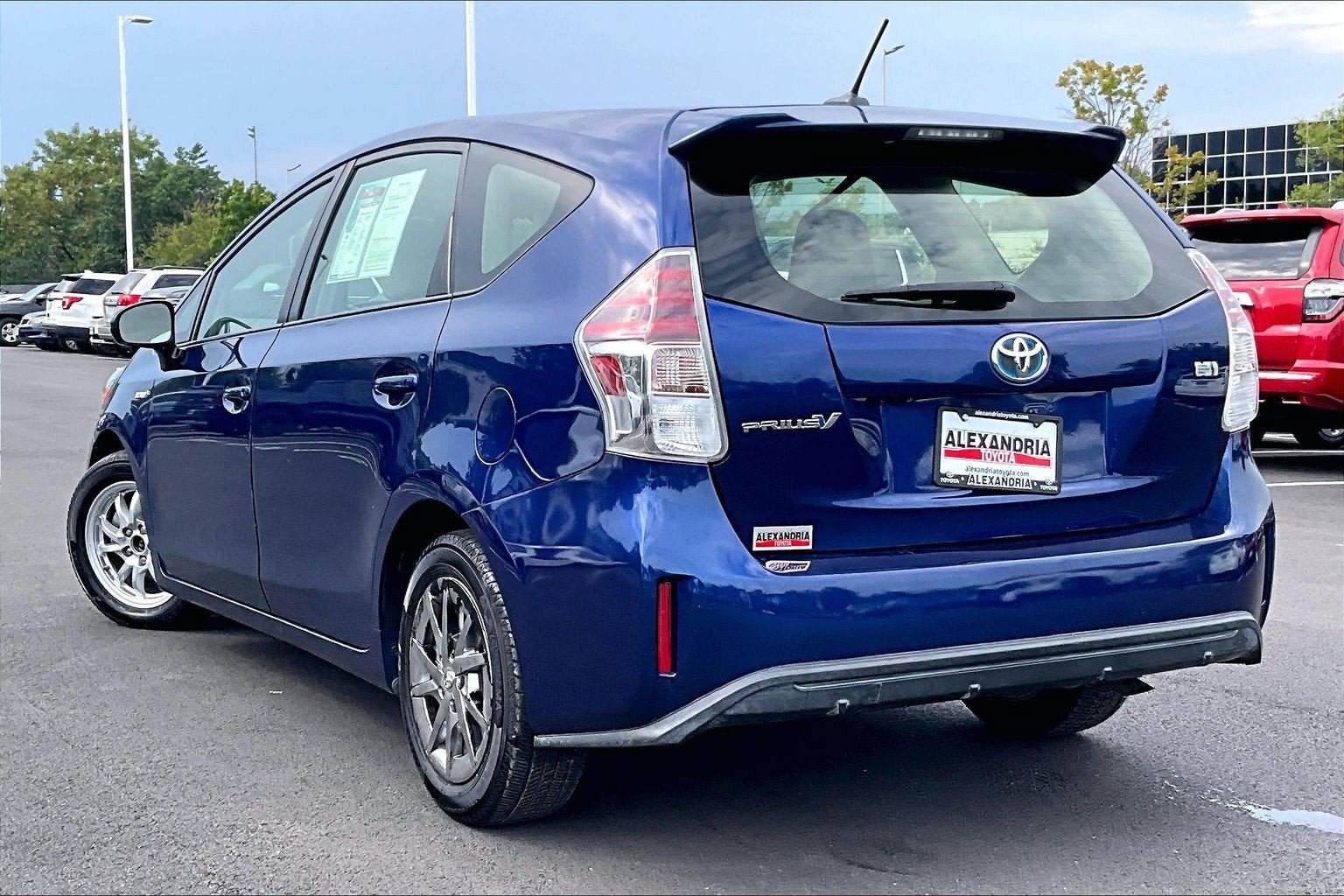 Used 2015 Toyota Prius V Four FWD image 10