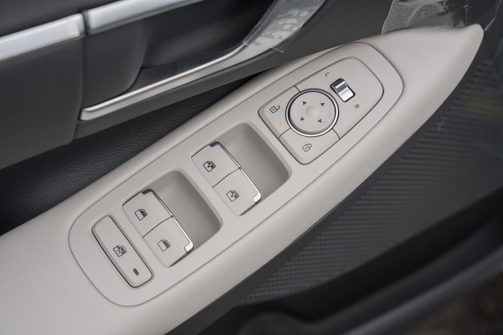 New 2026 Hyundai Sonata SEL AWD/4WD image 34
