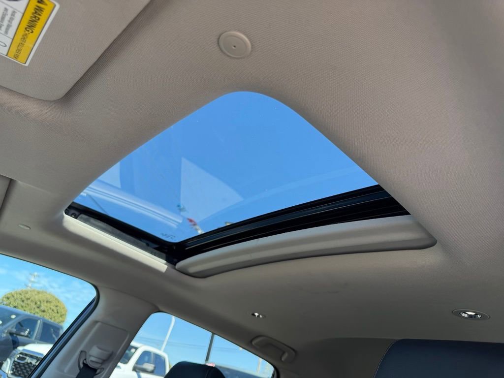 Used 2025 Honda HR-V EX-L image 28