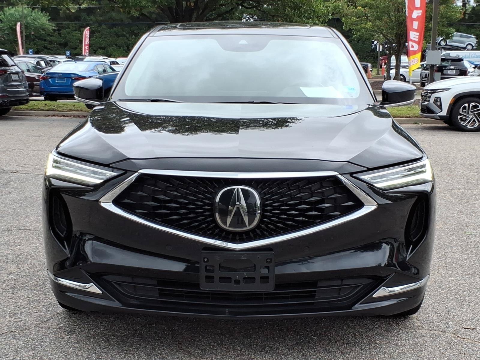 Used 2023 Acura MDX w/ Technology Package AWD/4WD image 2