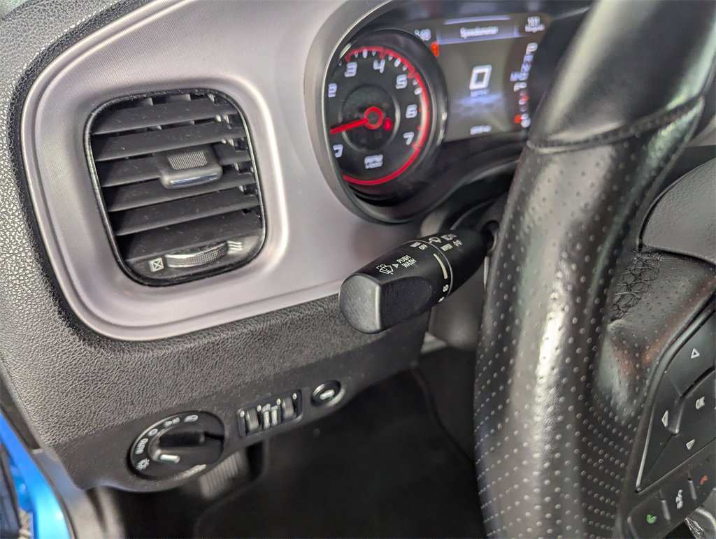 Used 2023 Dodge Charger R/T w/ Blacktop Package image 21