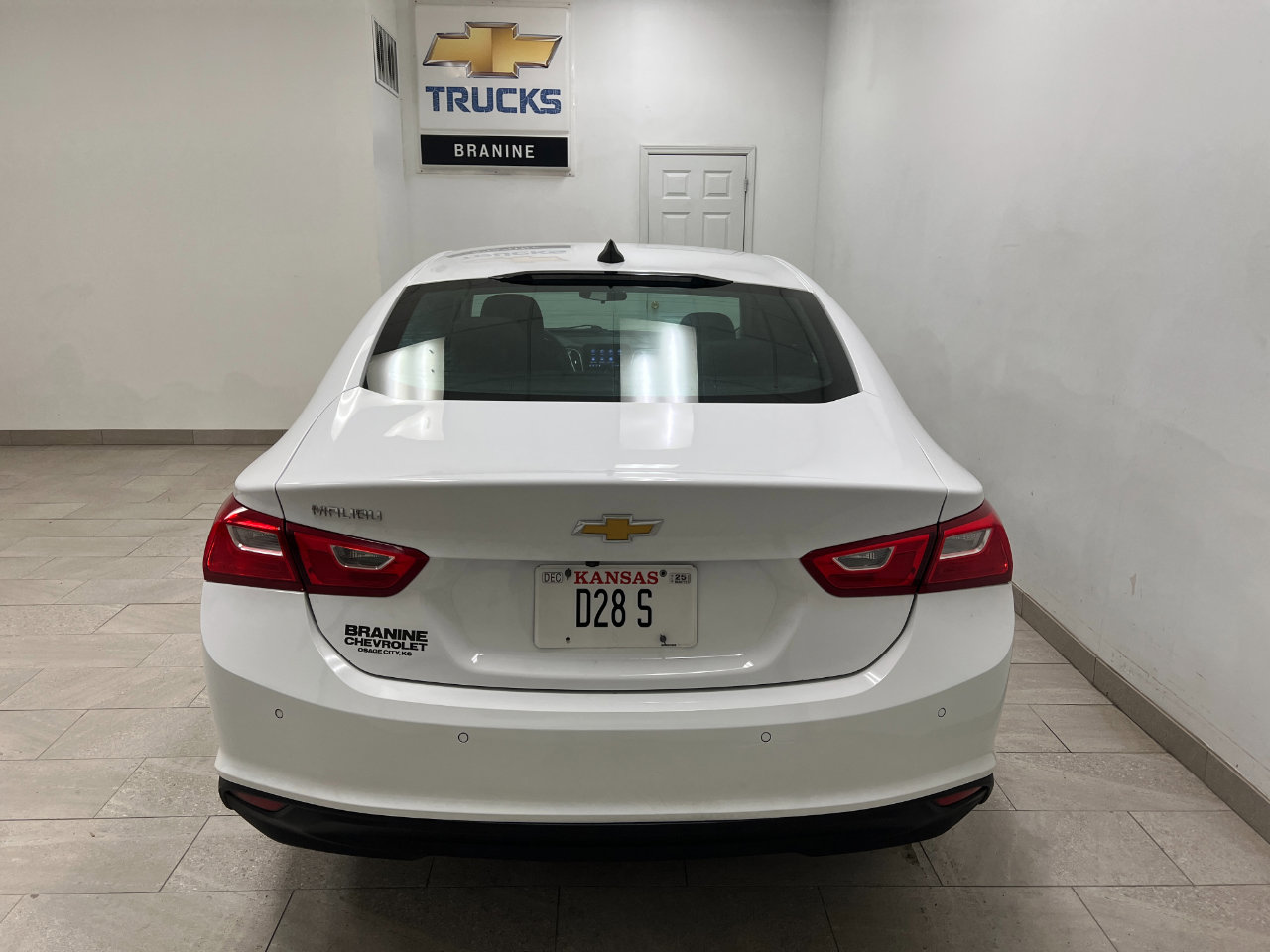Used 2021 Chevrolet Malibu LS w/ Driver Confidence Package II image 15