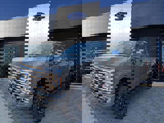 New 2026 Ford F250 Platinum image 4