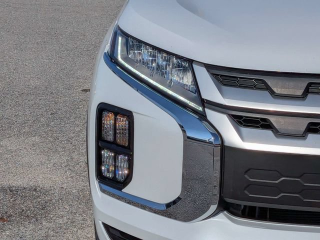 Used 2025 Mitsubishi Outlander Sport ES AWD/4WD image 11