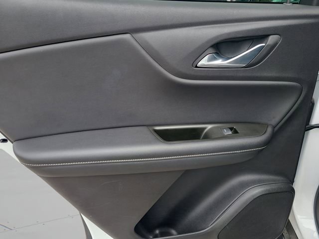 Used 2023 Chevrolet Blazer LT AWD/4WD image 17