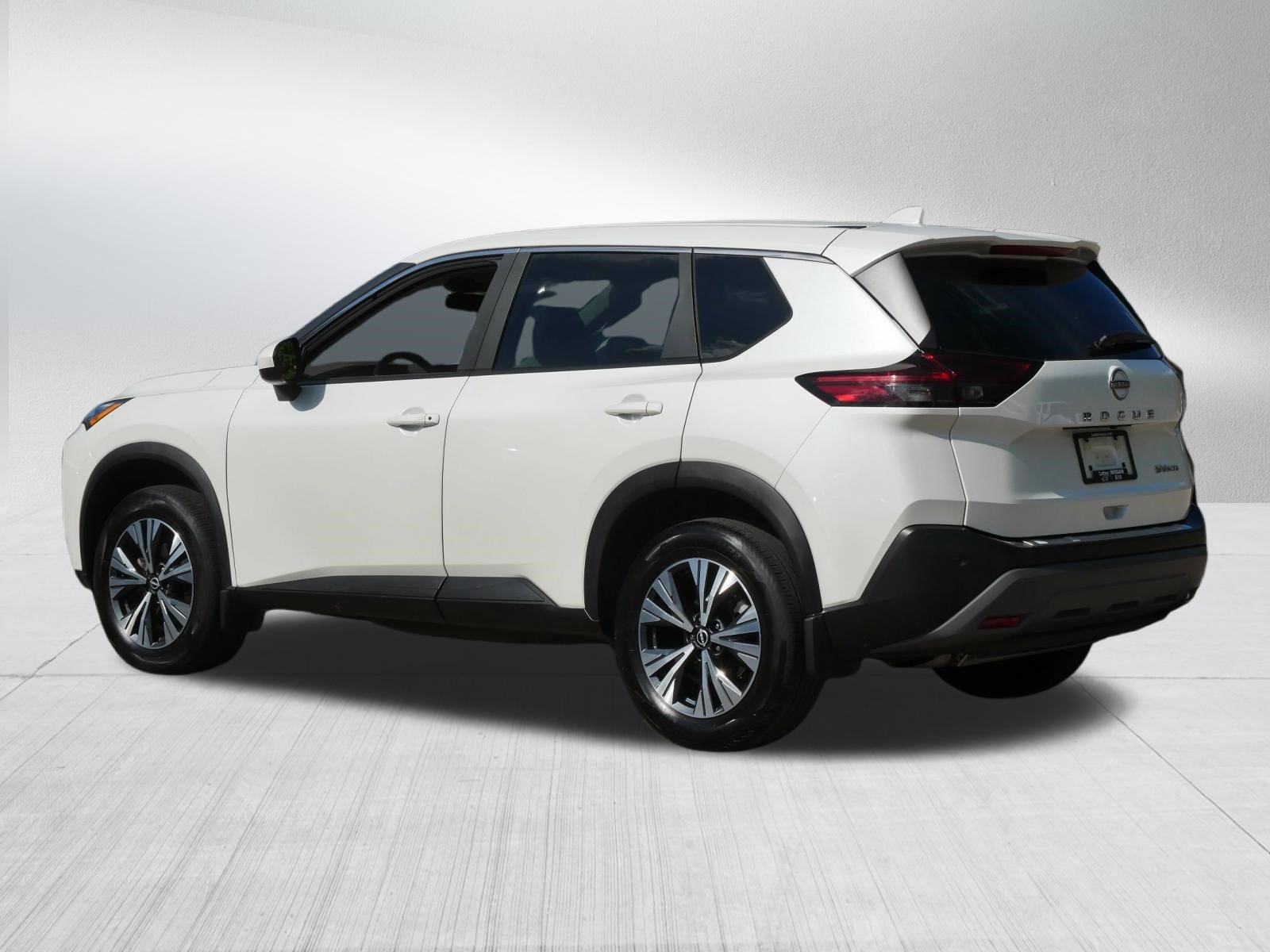 Certified 2023 Nissan Rogue SV AWD/4WD image 5