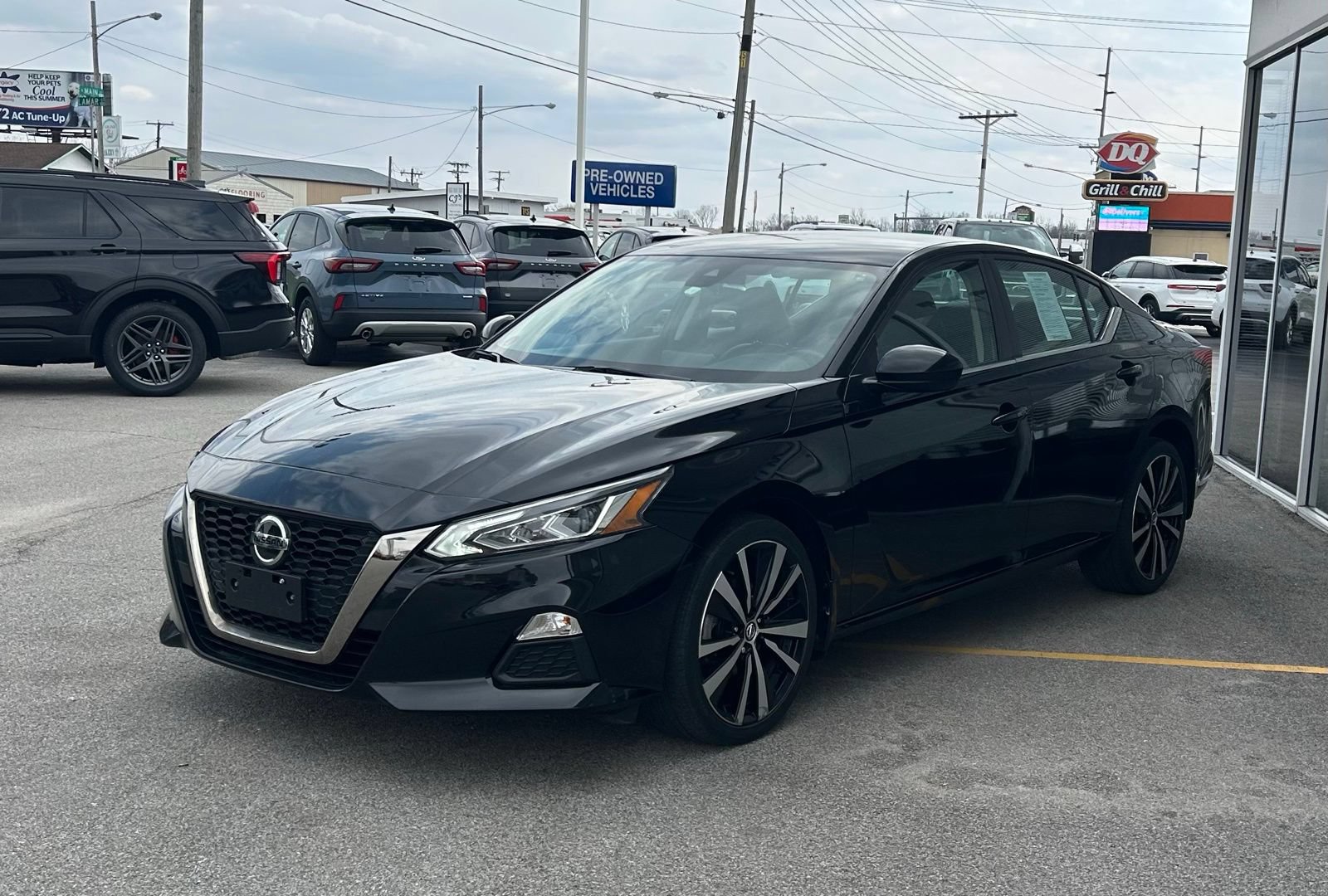 Used 2022 Nissan Altima 2.5 SR AWD/4WD image 3