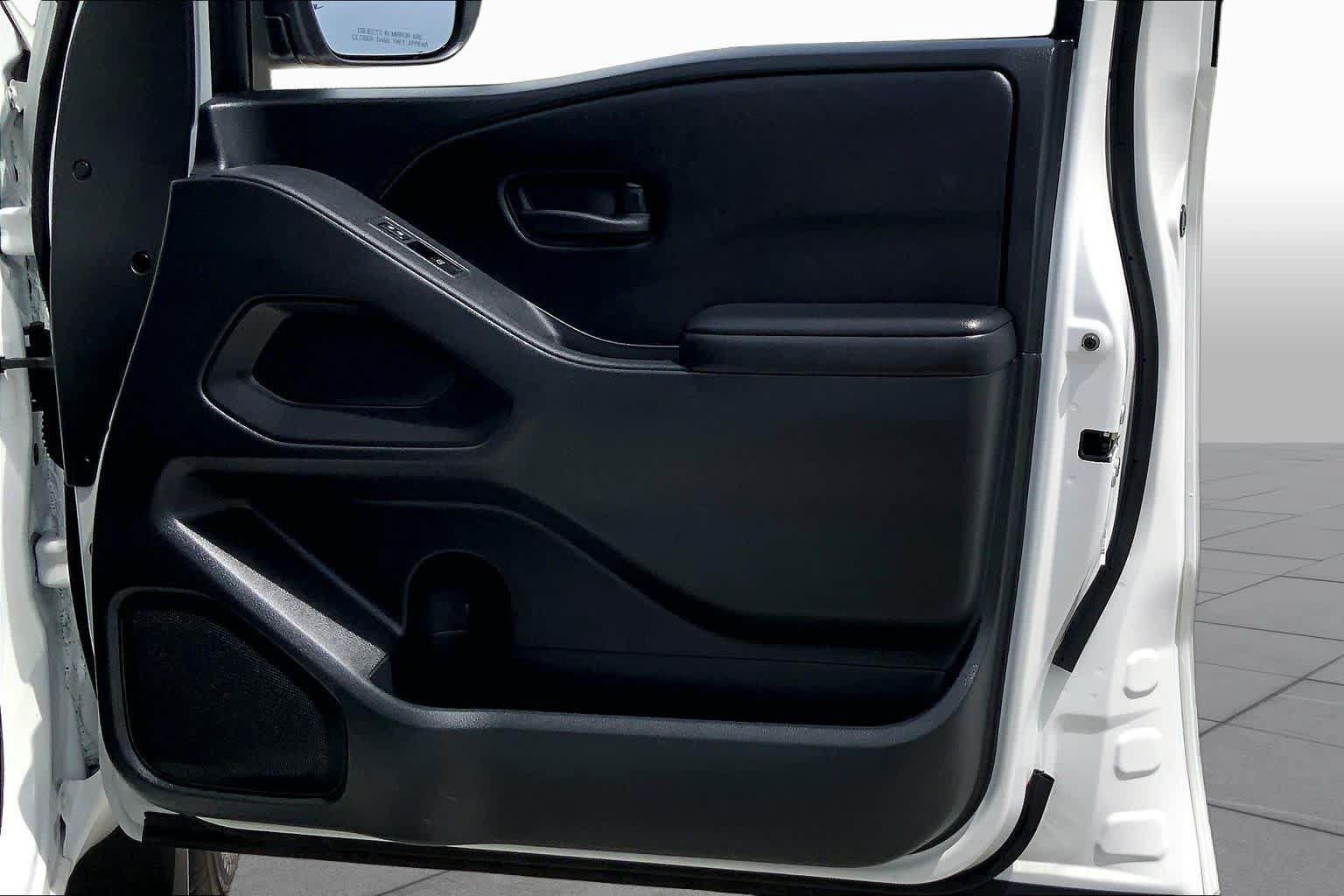 Used 2026 Nissan Frontier S RWD image 22