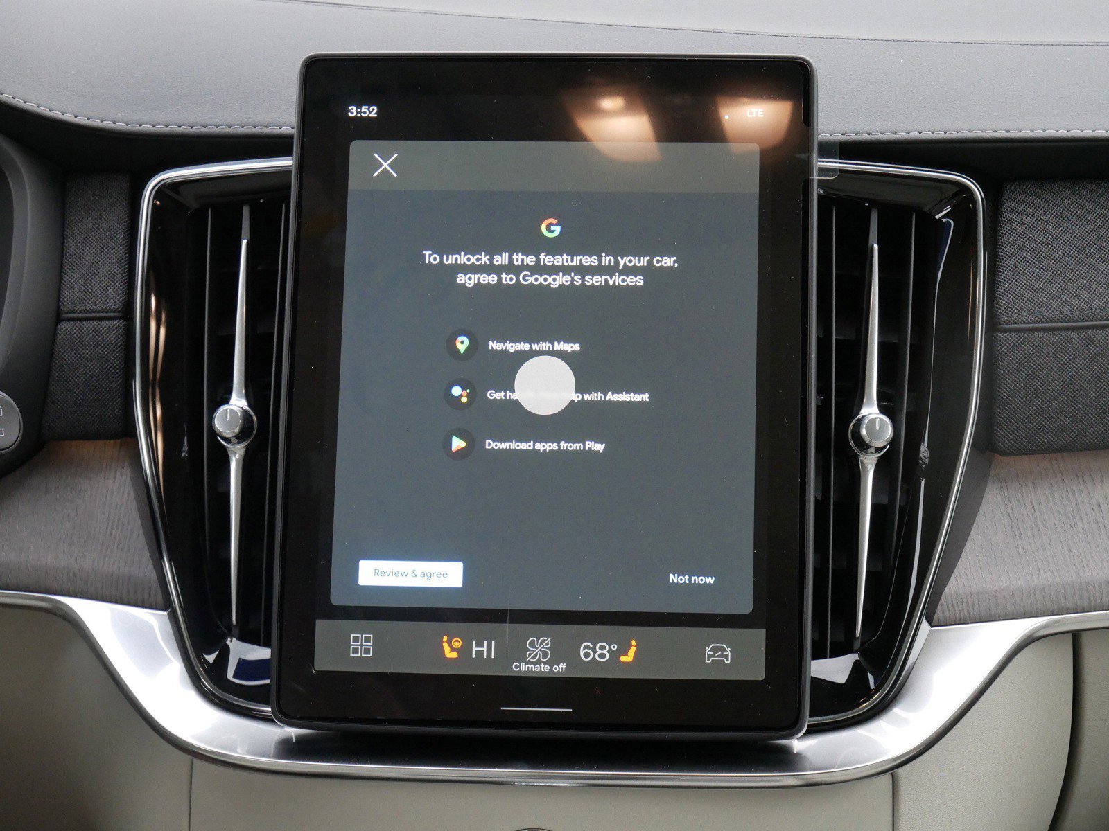 New 2026 Volvo XC90 T8 Ultra w/ Protection Package Premier image 8