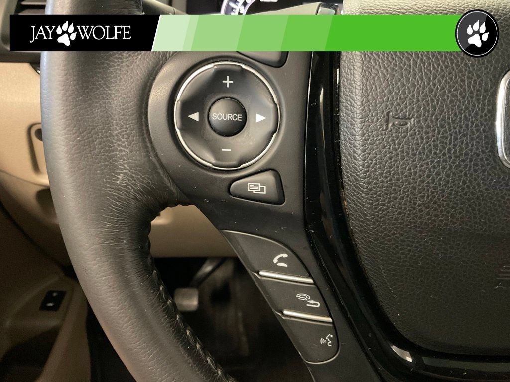 Used 2017 Honda Pilot Touring image 12
