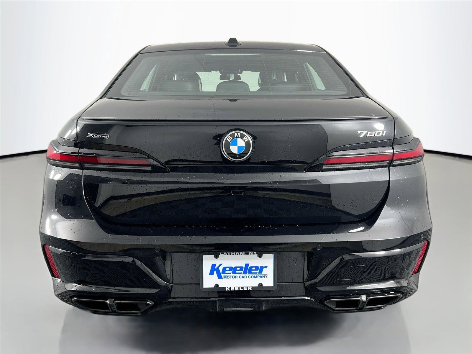 Certified 2024 BMW 760i xDrive w/ Executive Package image 5