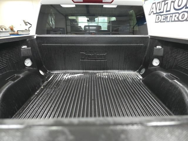 Used 2025 Chevrolet Silverado 1500 LT w/ Work Truck Package image 7