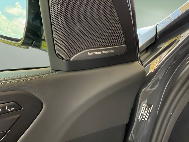 Used 2026 BMW X7 xDrive40i image 27