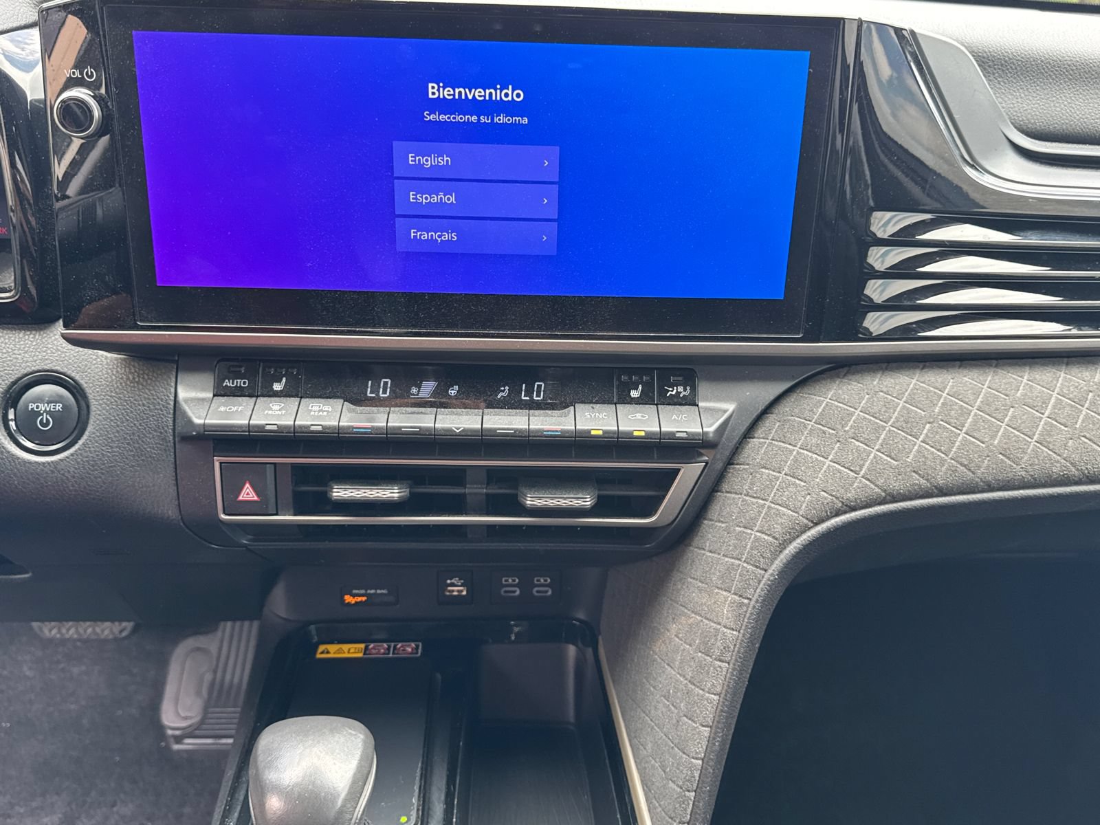 Used 2025 Toyota Camry XLE FWD image 28