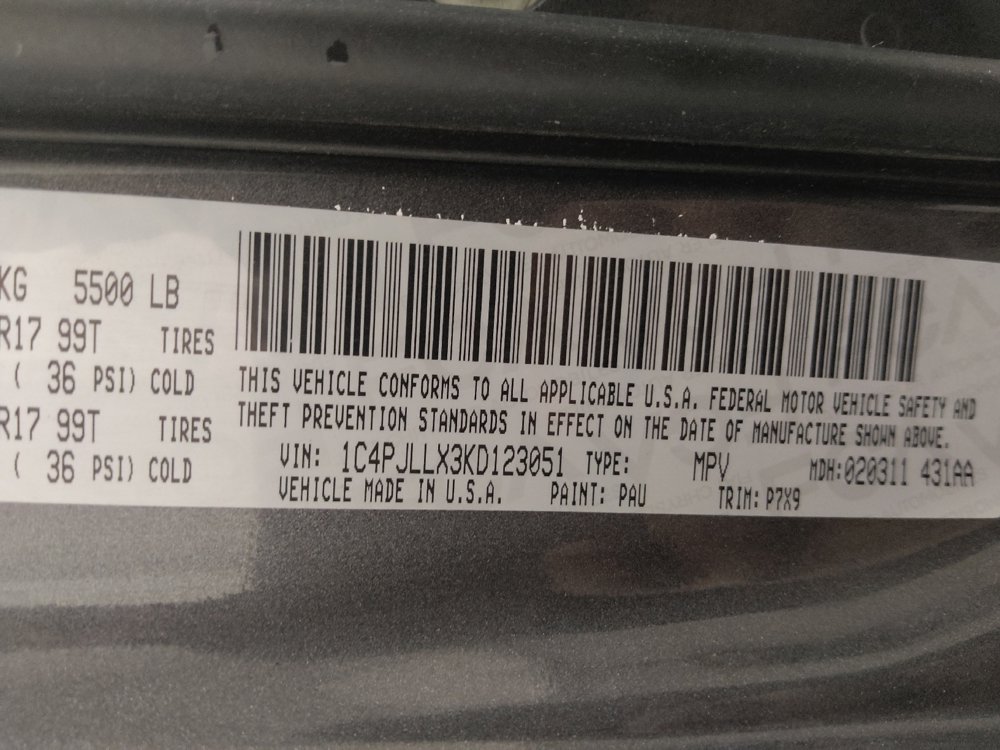 Used 2019 Jeep Cherokee Latitude Plus w/ Cold Weather Group image 33