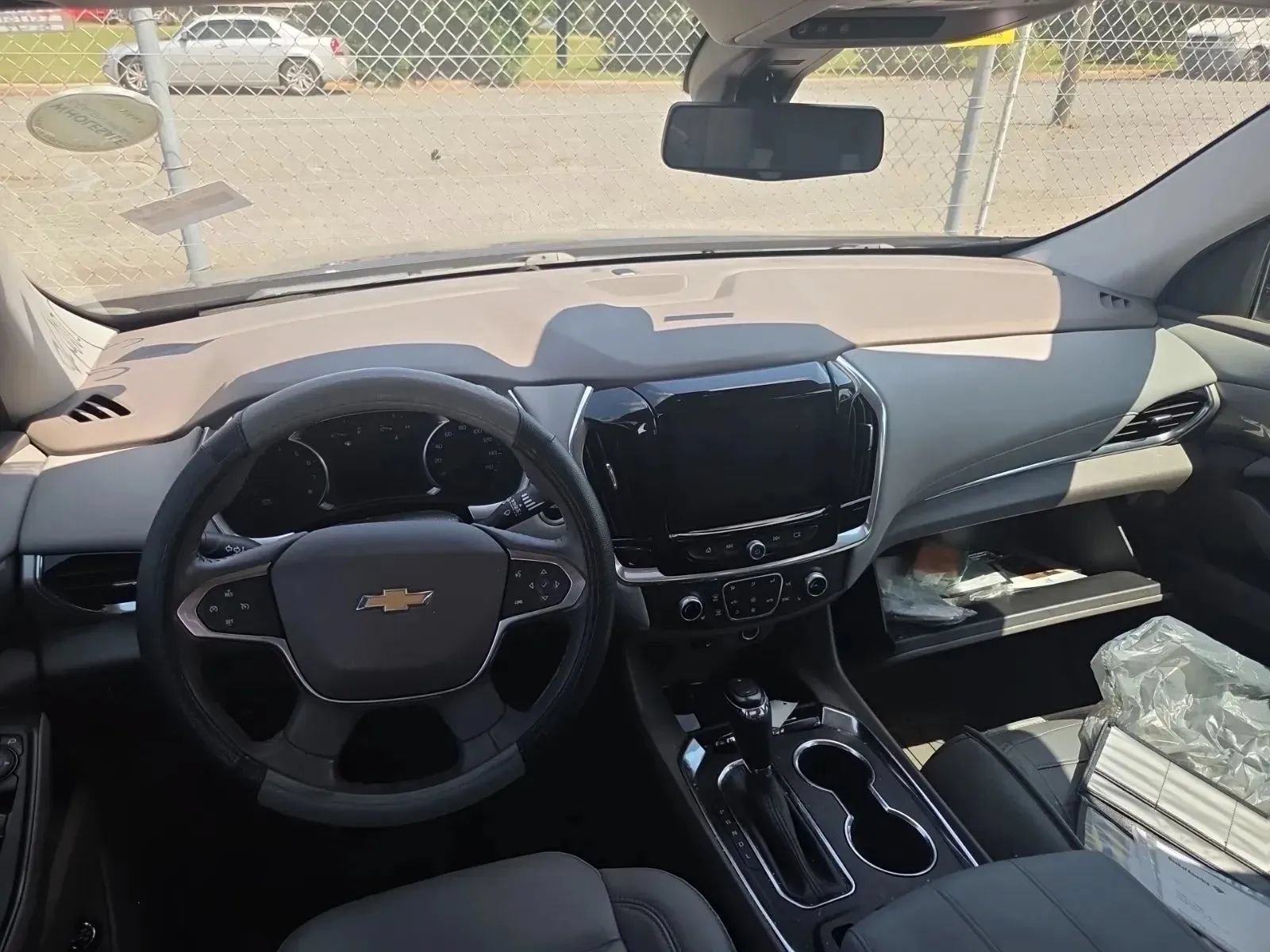 Used 2018 Chevrolet Traverse LT FWD image 8