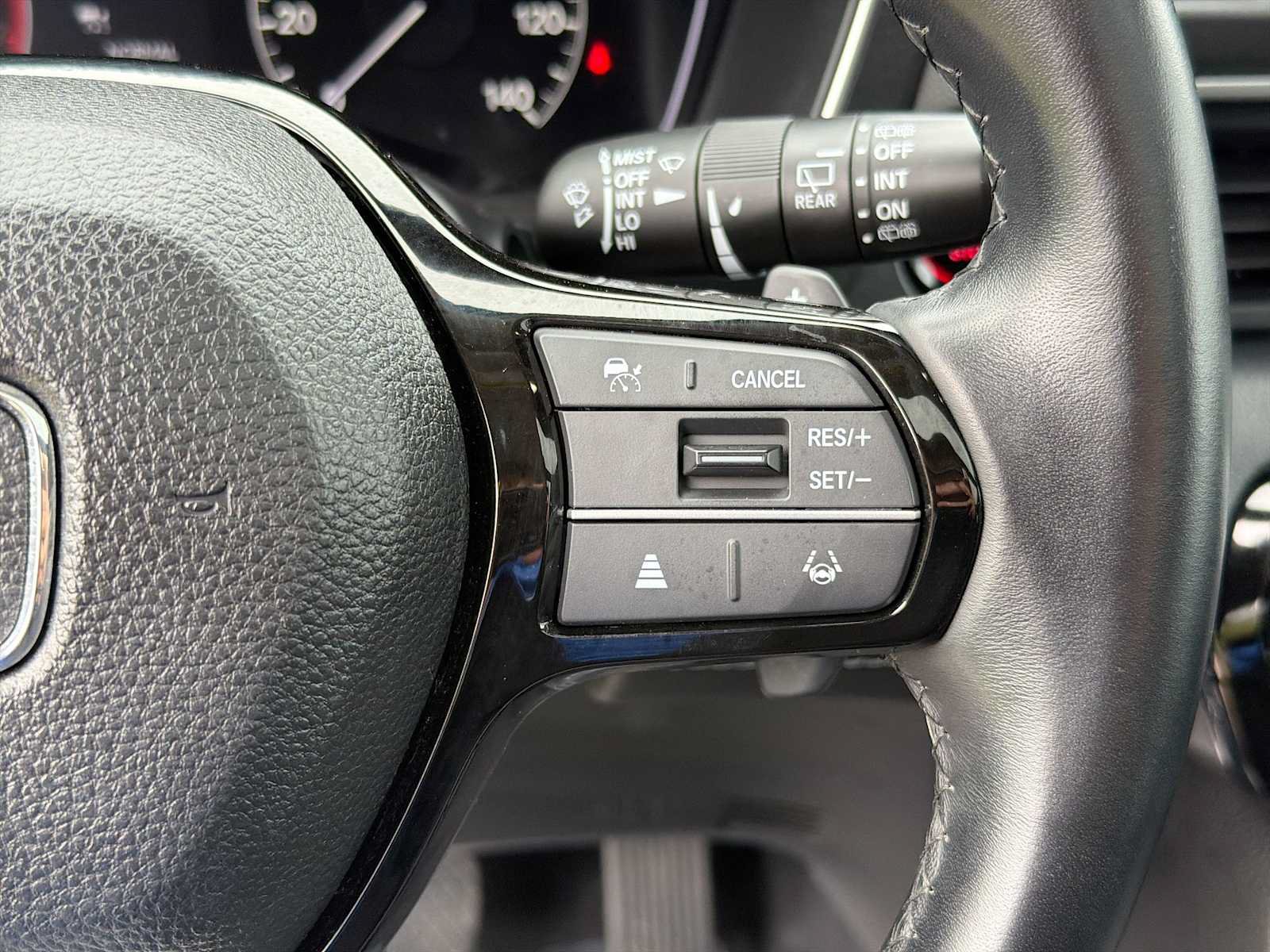 Used 2023 Honda Pilot Touring image 22