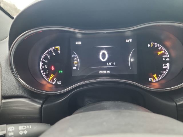 Used 2021 Jeep Grand Cherokee Limited w/ Luxury Group II image 17