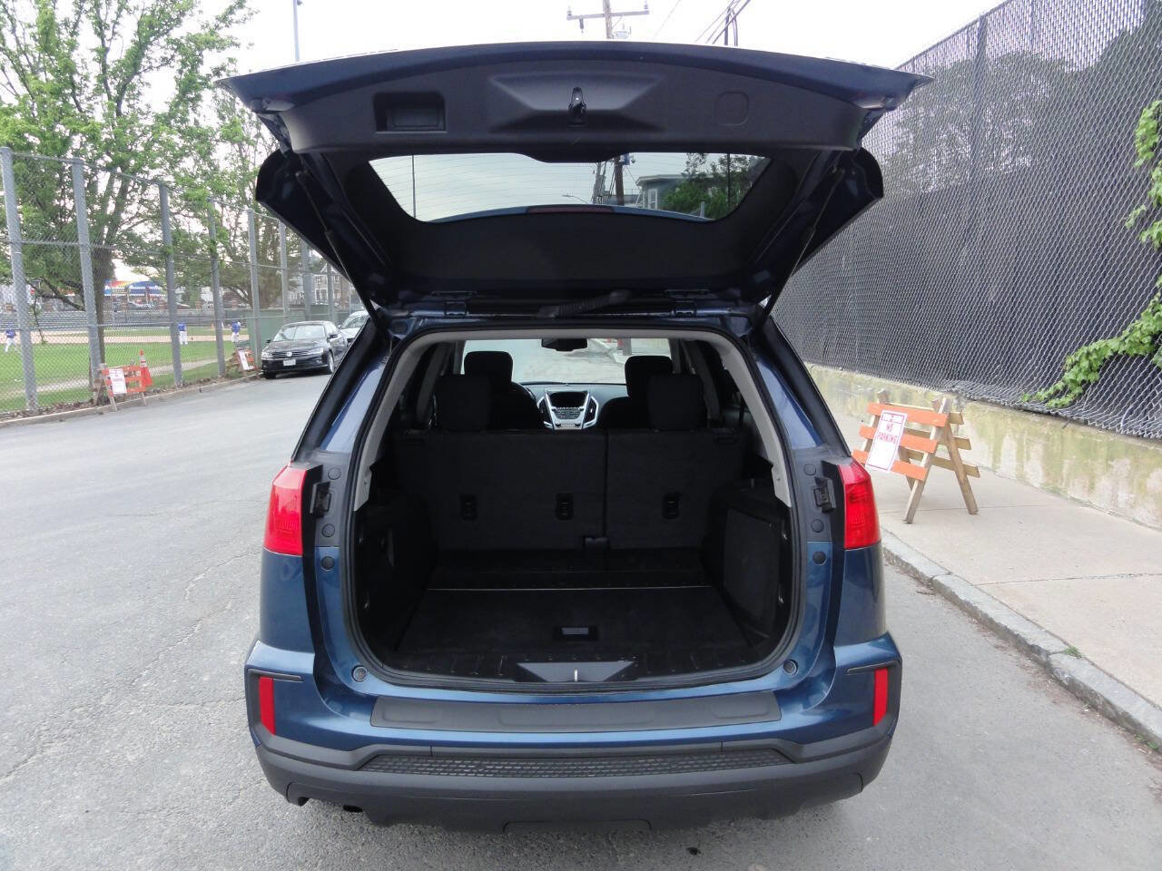 Used 2017 GMC Terrain SLE AWD/4WD image 35