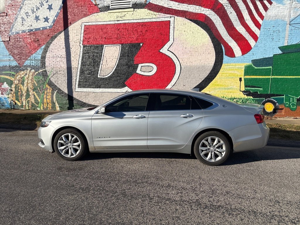 Used 2019 Chevrolet Impala LT image 3