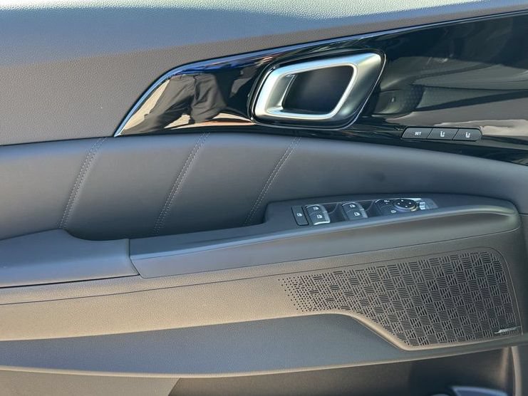 New 2026 Kia Carnival SX Prestige FWD image 18