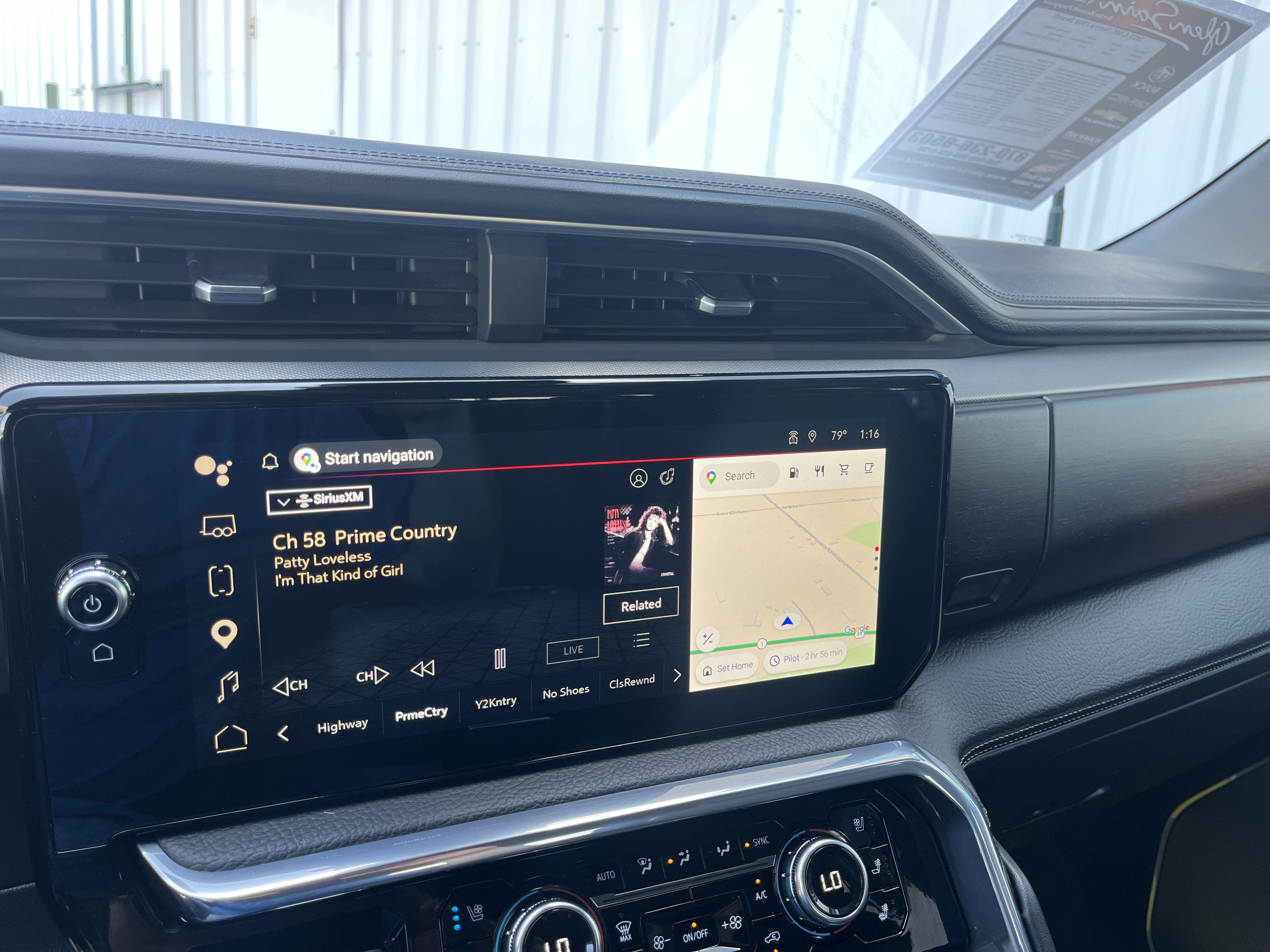 Used 2023 GMC Sierra 1500 Denali w/ Denali Reserve Package AWD/4WD image 12