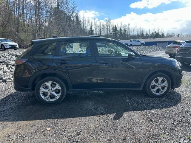 Used 2025 Honda HR-V LX image 3