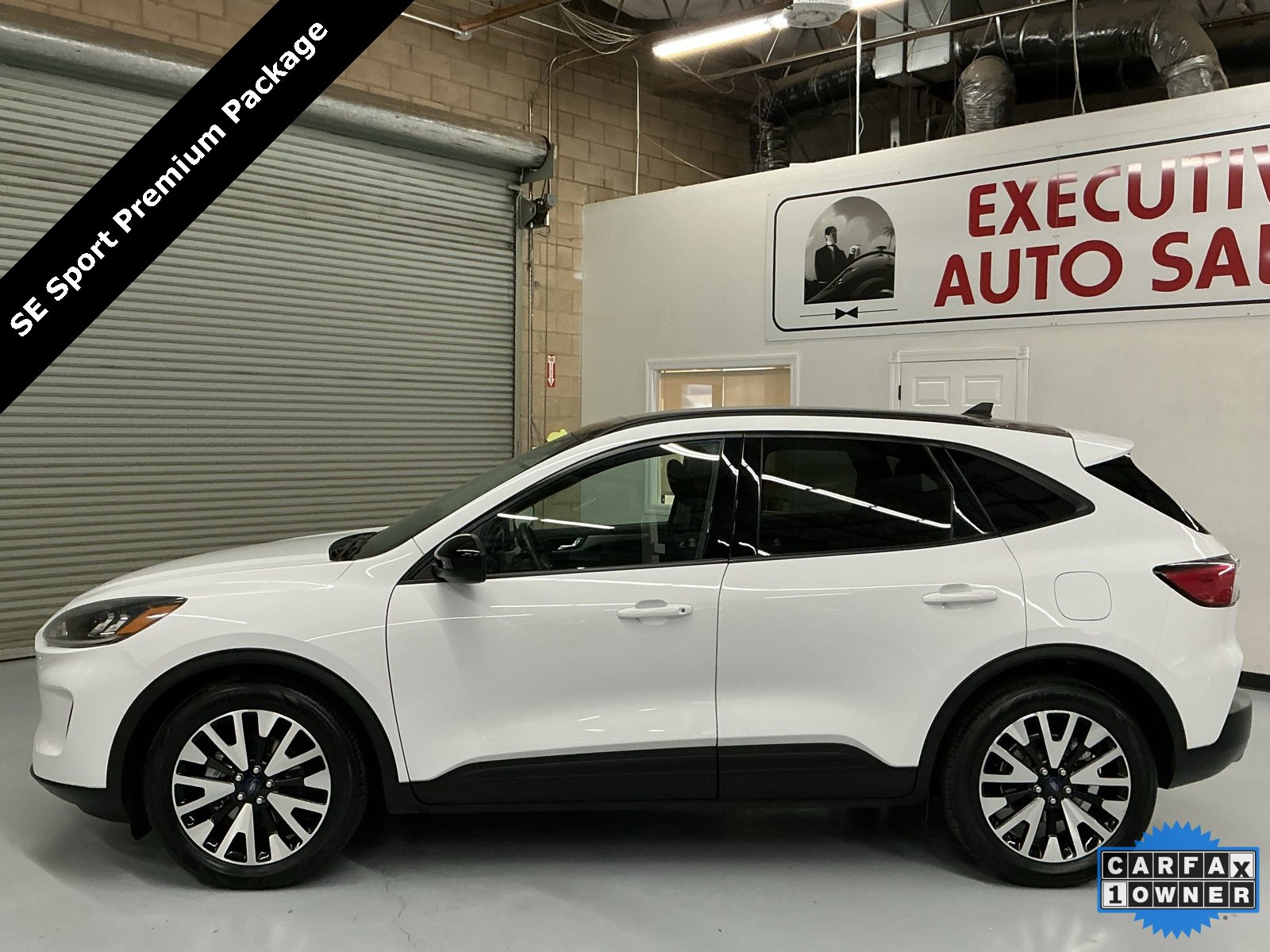 Used 2020 Ford Escape SE Sport image 7