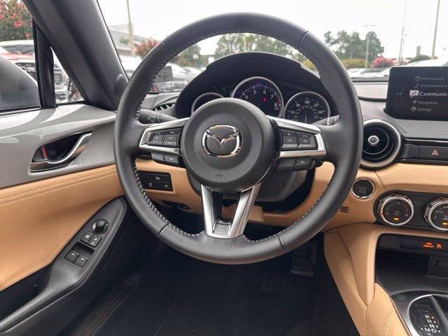 Used 2025 MAZDA MX-5 Miata Grand Touring RWD image 18