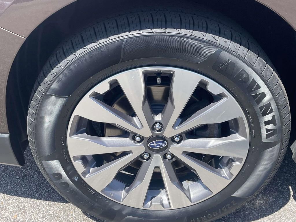 Used 2019 Subaru Outback 2.5i Touring w/ Popular Package #3A AWD/4WD image 8