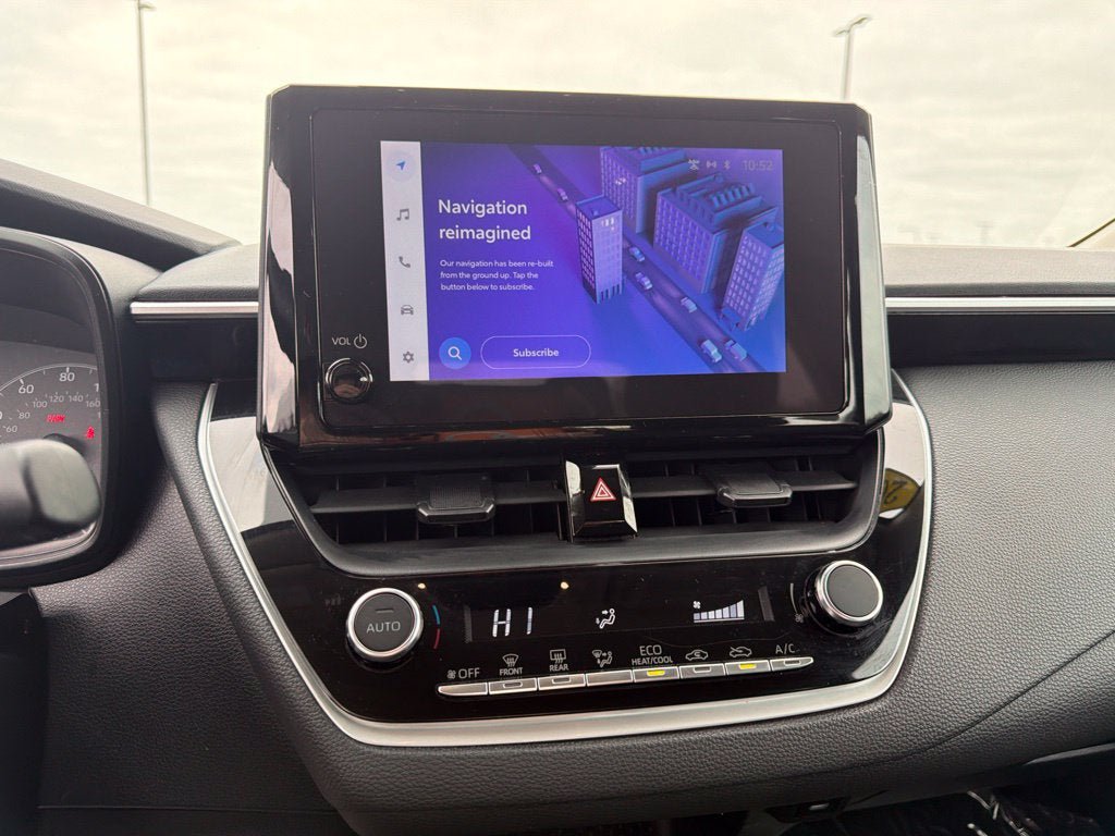 Used 2024 Toyota Corolla LE FWD image 13
