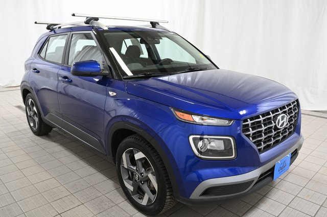 Used 2022 Hyundai Venue SEL image 14