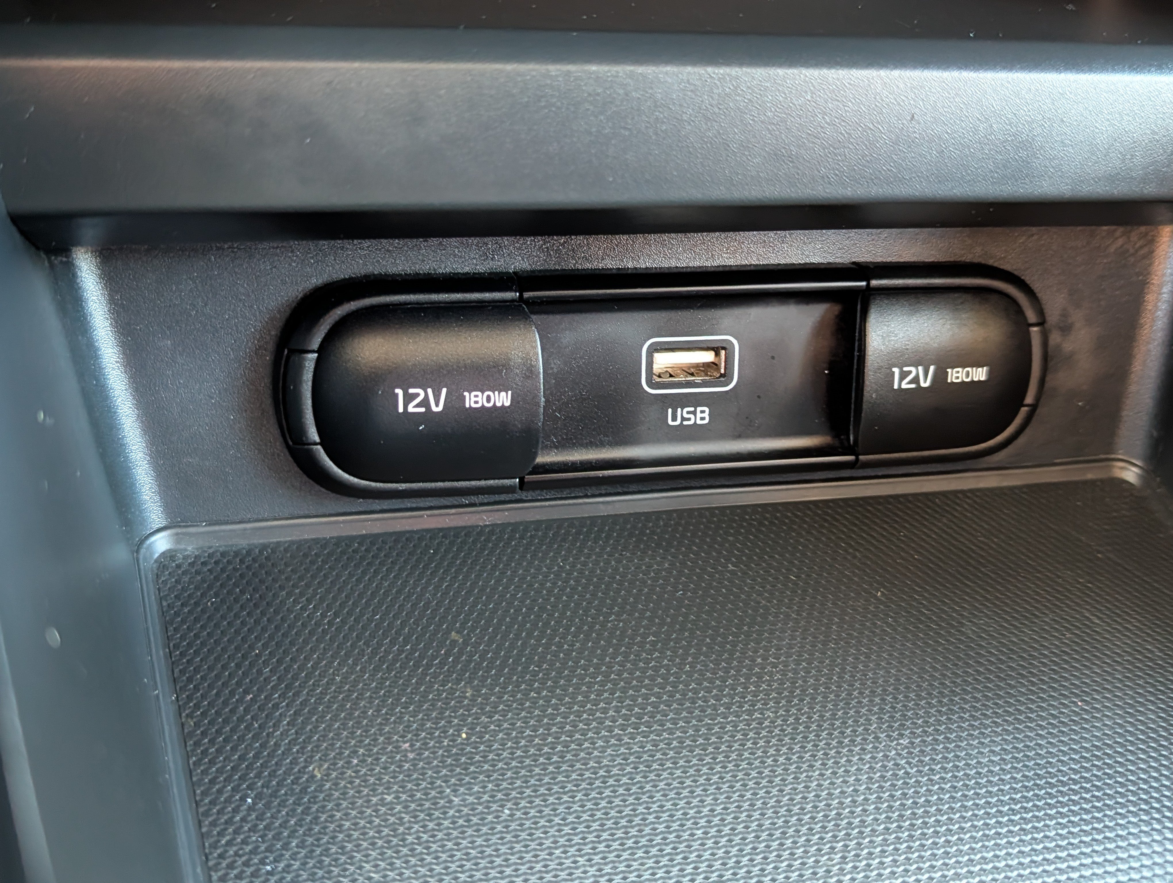 Certified 2023 Kia Soul LX w/ Option Group 015 FWD image 33