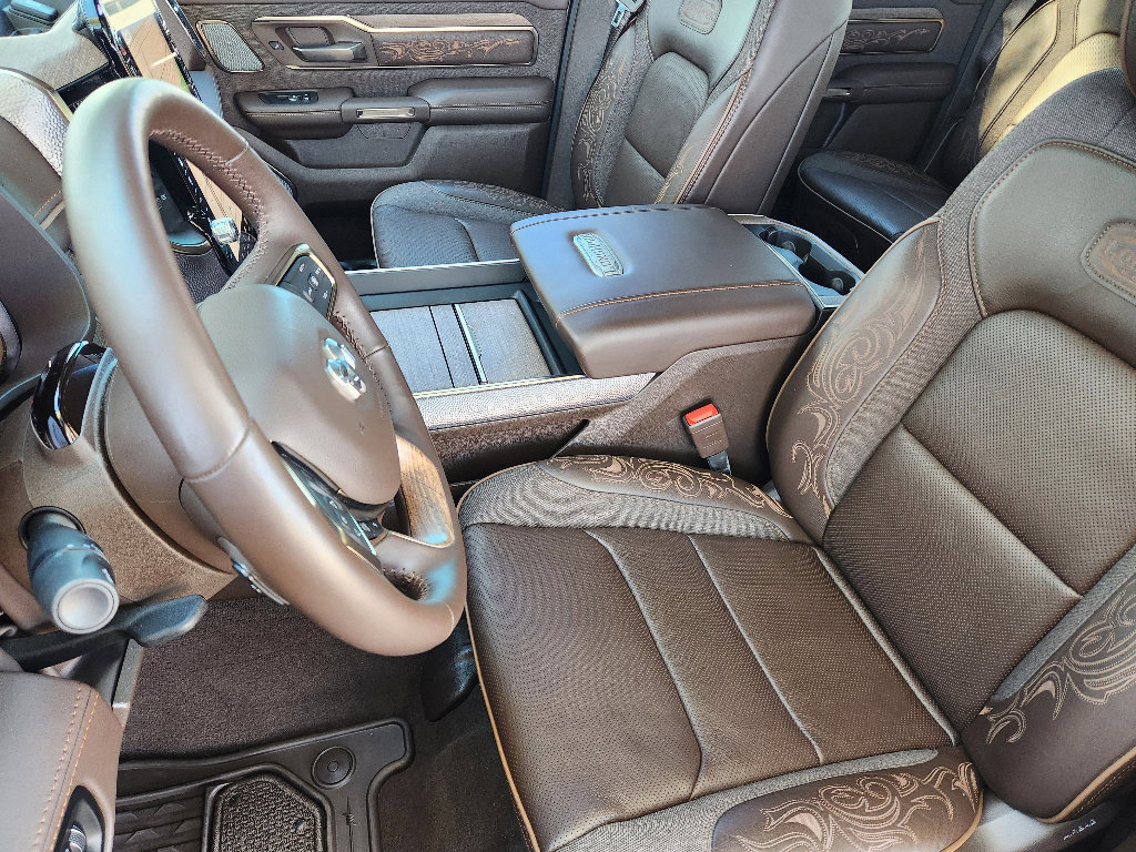 Used 2025 RAM 1500 Limited image 14