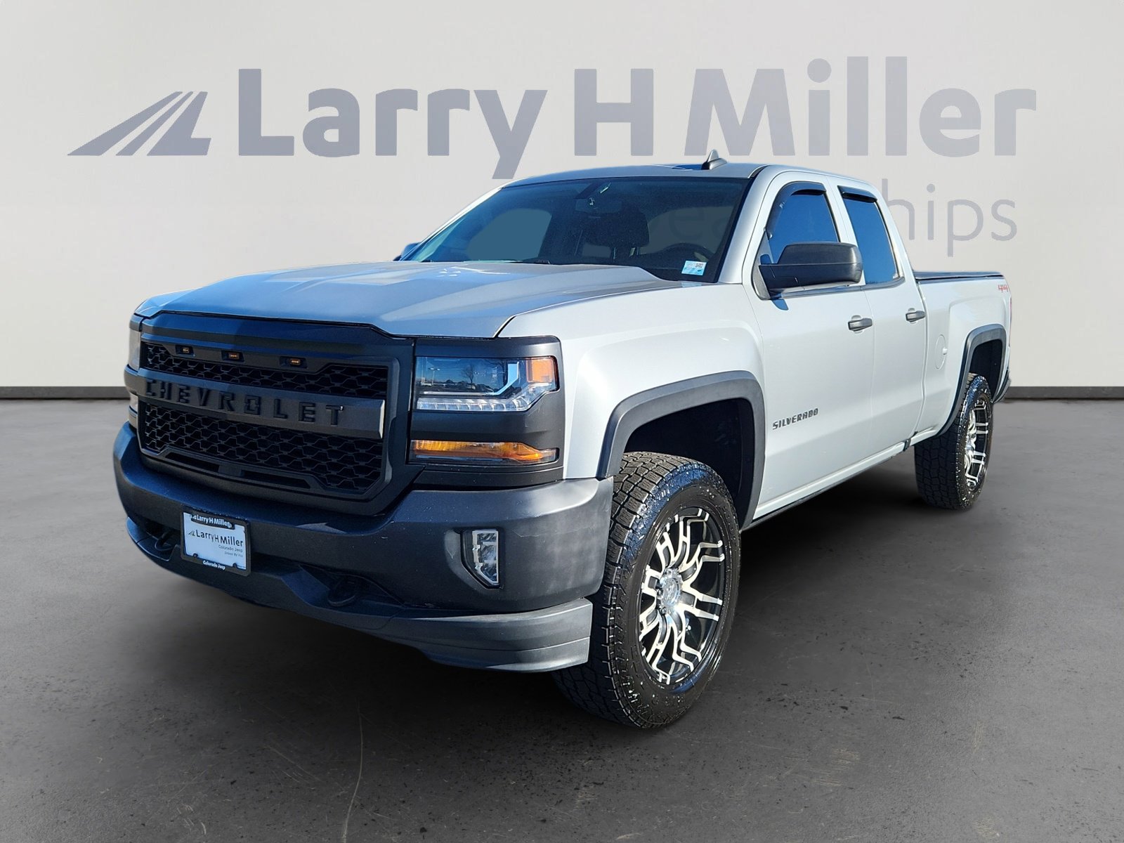 Used 2017 Chevrolet Silverado 1500 Custom w/ Custom Convenience Package