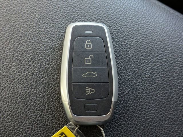 Used 2018 Mitsubishi Outlander Sport SEL FWD image 31