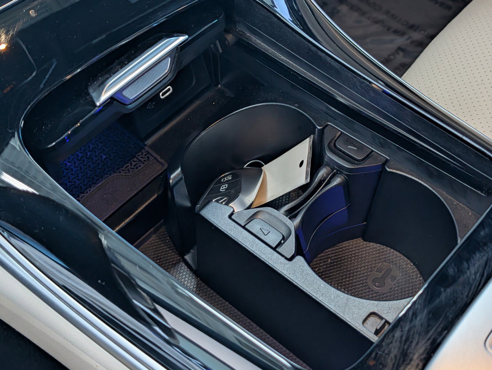 Used 2024 Mercedes-Benz C 300 4MATIC Sedan image 26