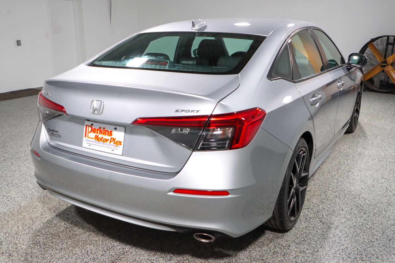 Used 2023 Honda Civic Sport image 7