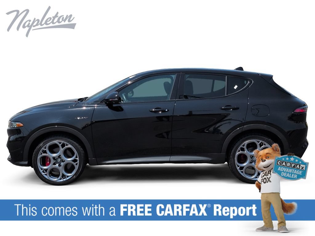Used 2024 Alfa Romeo Tonale Veloce w/ Active Assist Package AWD/4WD image 2