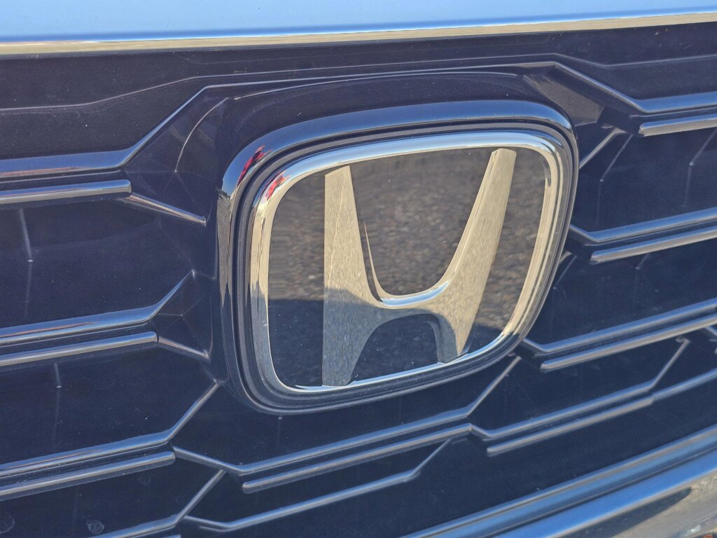 Used 2023 Honda CR-V EX-L image 3