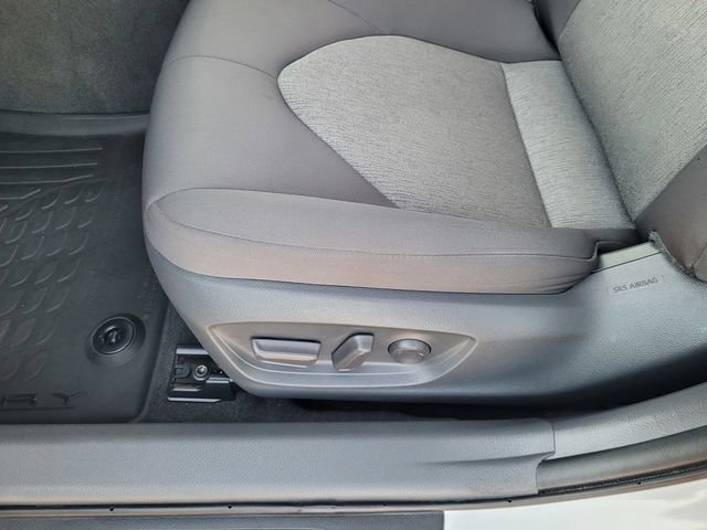 Used 2021 Toyota Camry LE image 24