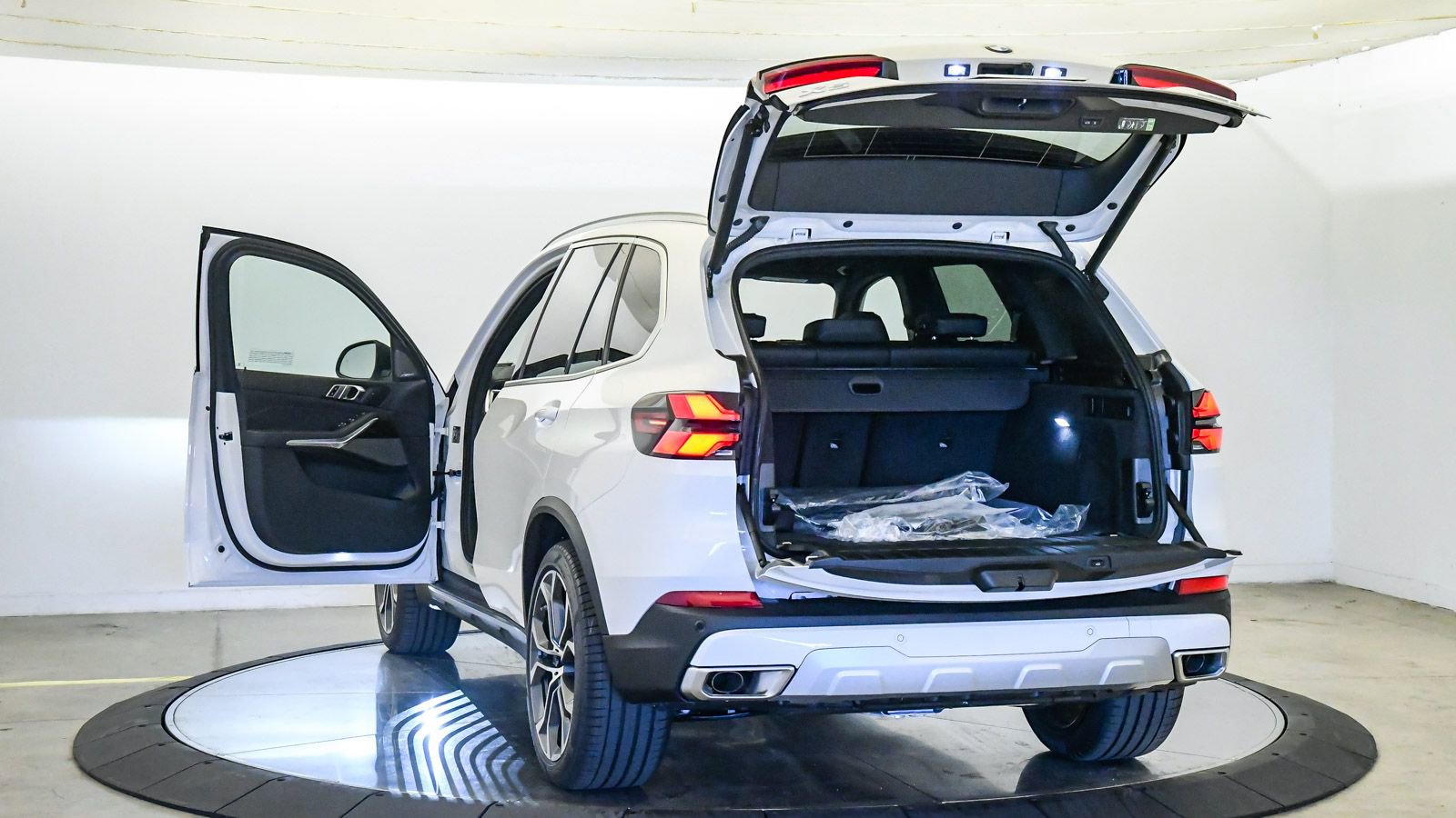 New 2026 BMW X5 sDrive40i w/ Premium Package RWD image 27