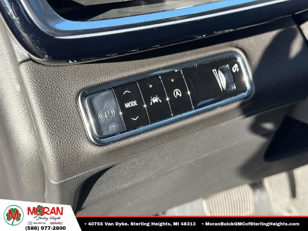 Certified 2024 Buick Envision Preferred AWD/4WD image 19