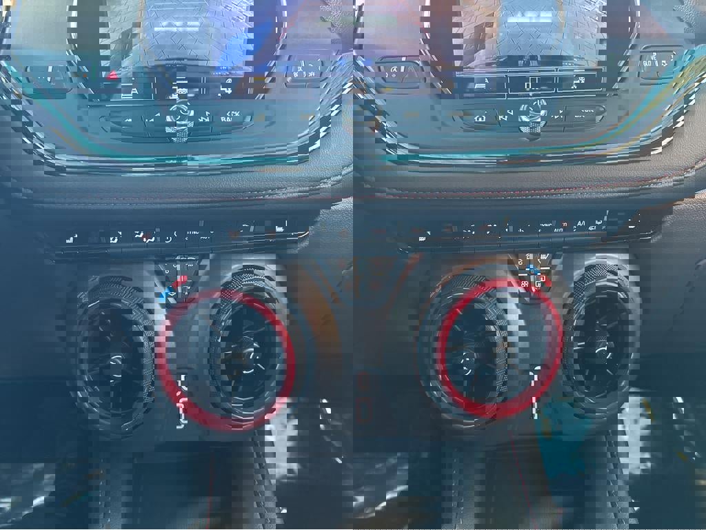 Used 2022 Chevrolet Blazer RS AWD/4WD image 23